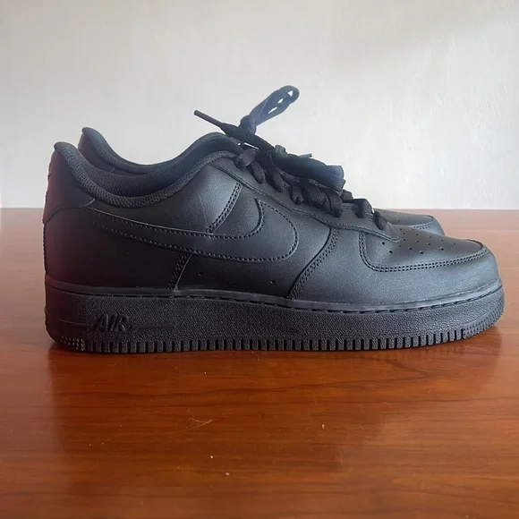 Men’s Nike Air Force 1 ‘07 Black (CW2288-001) - Picture 2 of 4